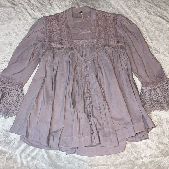 Free People Mauve Lace Detail Top - Picture 1 of 8